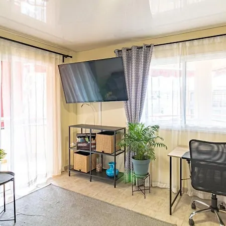 Large Terrace Jardin Apartment